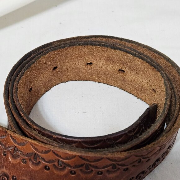 Vintage Handcrafted Leather Belt w/ Cutty Sark Scotch Whisky Buckle- READ - Picture 5 of 7